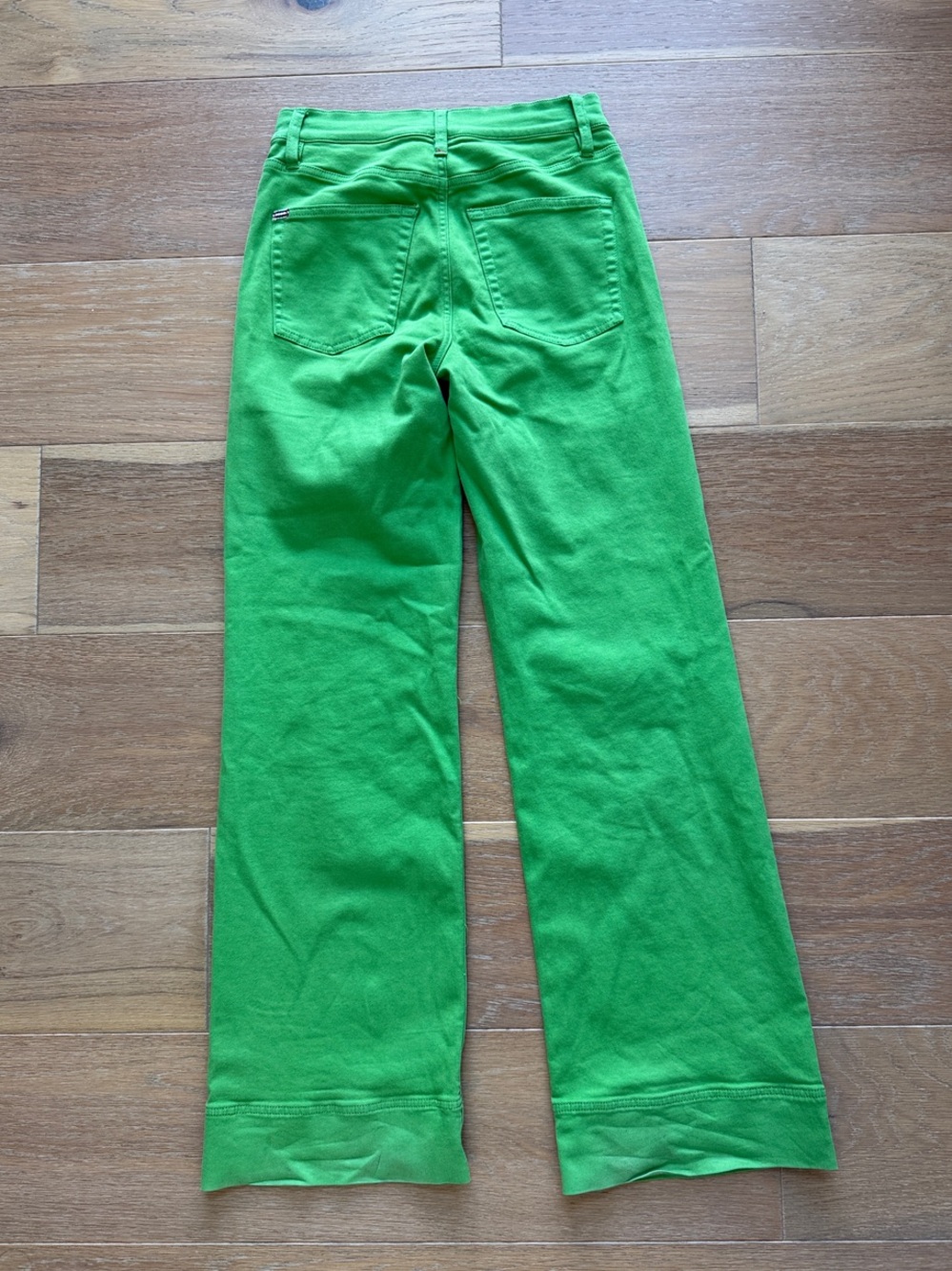 Alice + Olivia Wide Leg Jeans - Picture 4 of 4